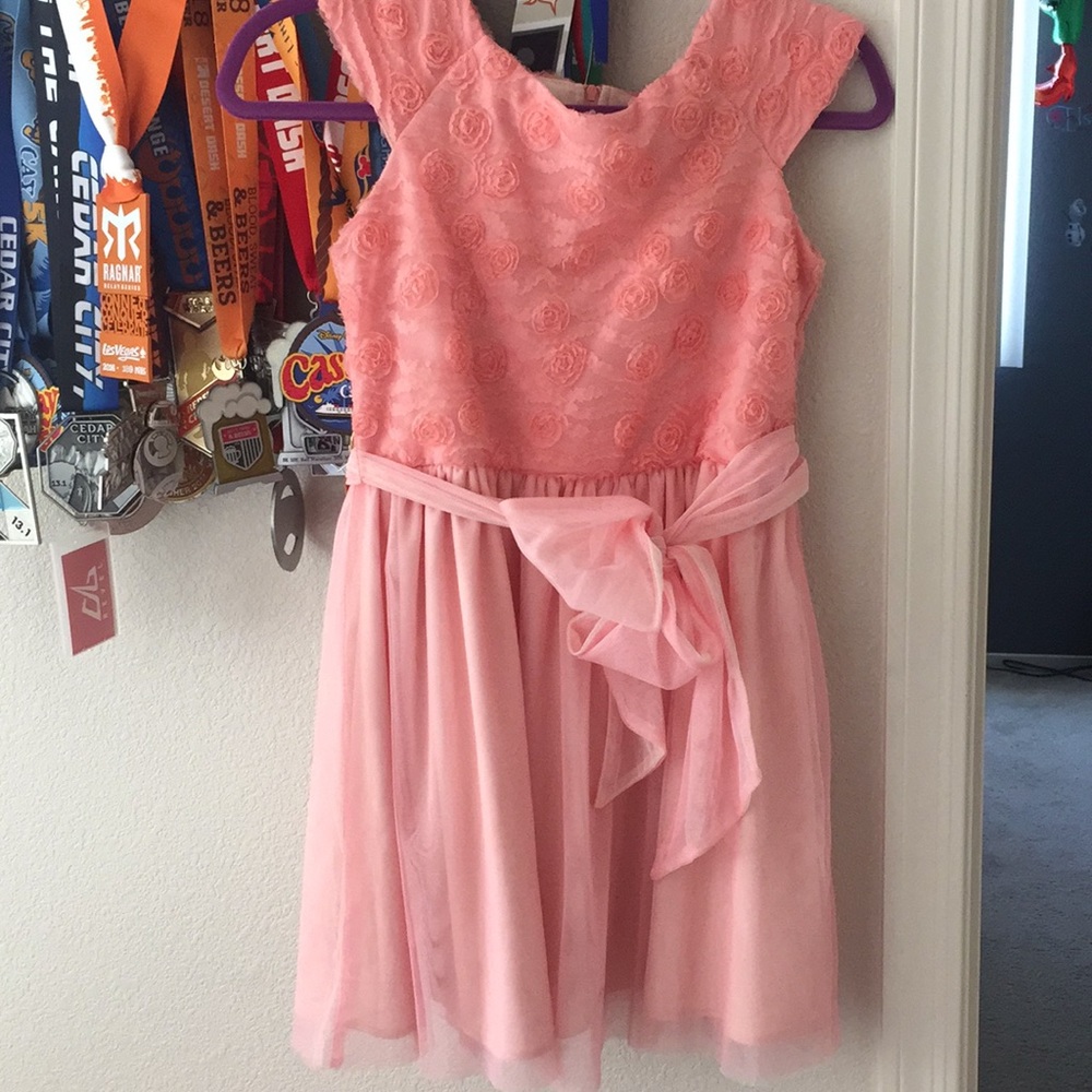 Girls dress